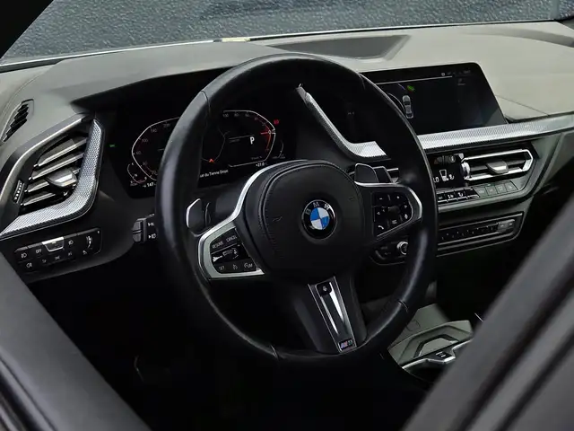 BMW 2 Series view 14