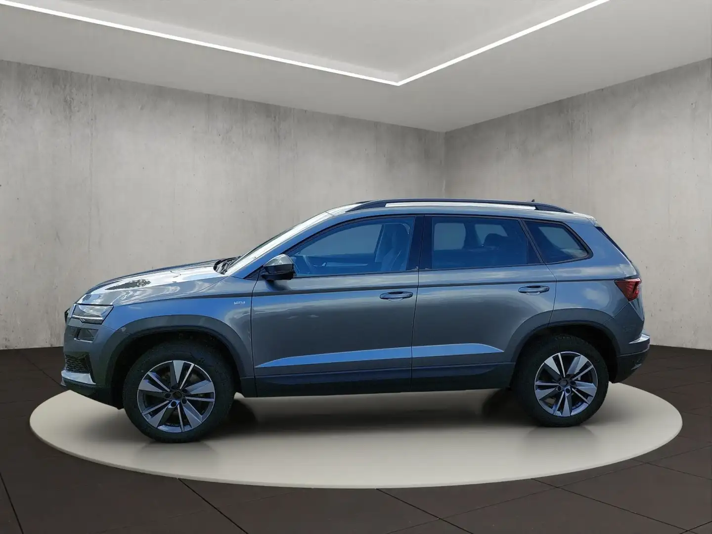 Skoda Karoq Ambition Grey - 2