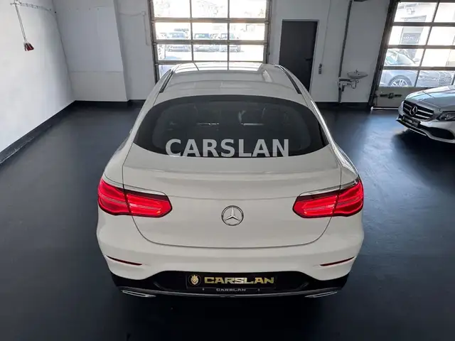Mercedes-Benz GLC view 14