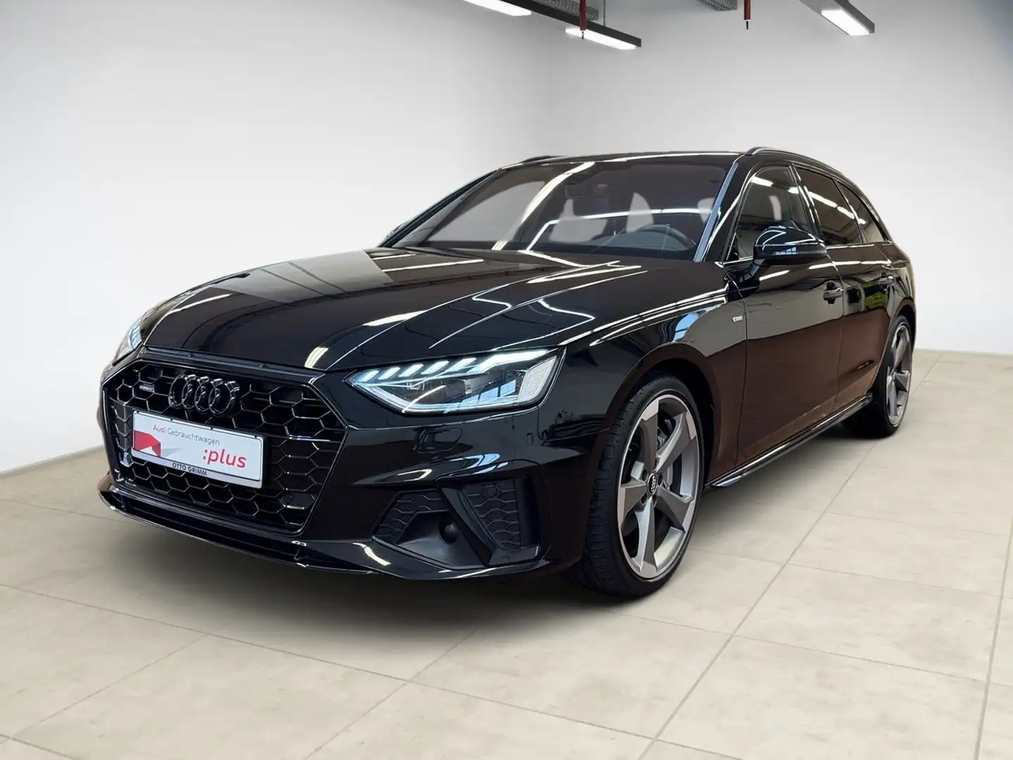 Audi A4 Avant 45 TFSI quattro S line Zwart - 2