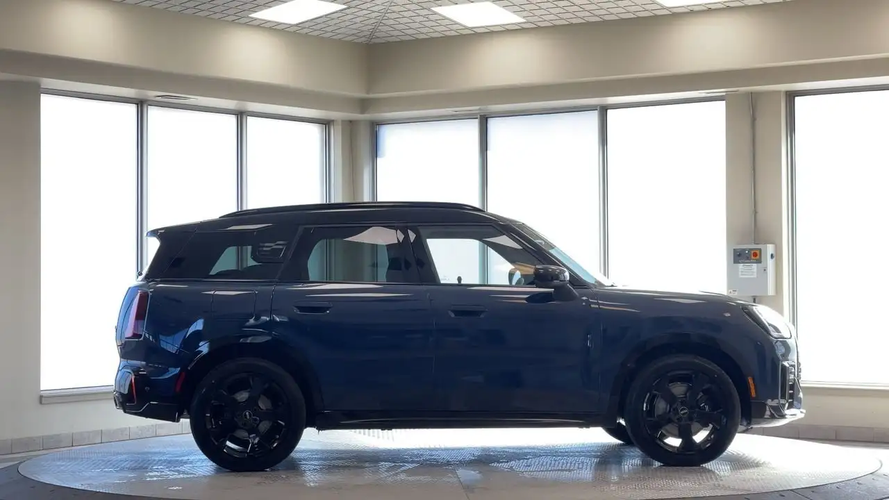 MINI Countryman снимка MINI Countryman