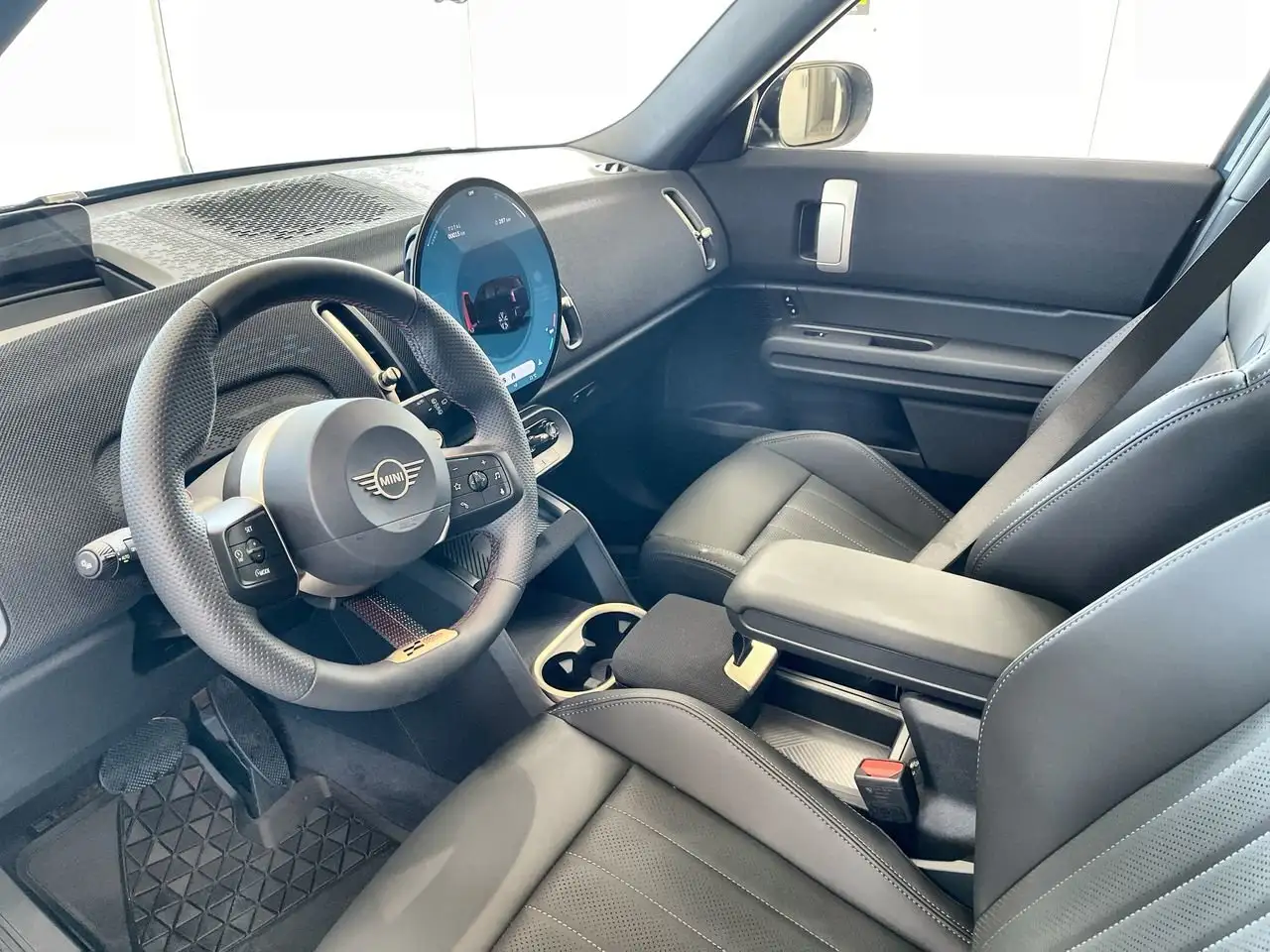 MINI Countryman снимка MINI Countryman