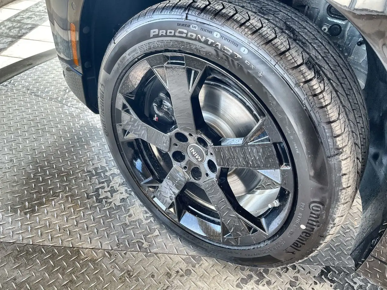 MINI Countryman снимка MINI Countryman