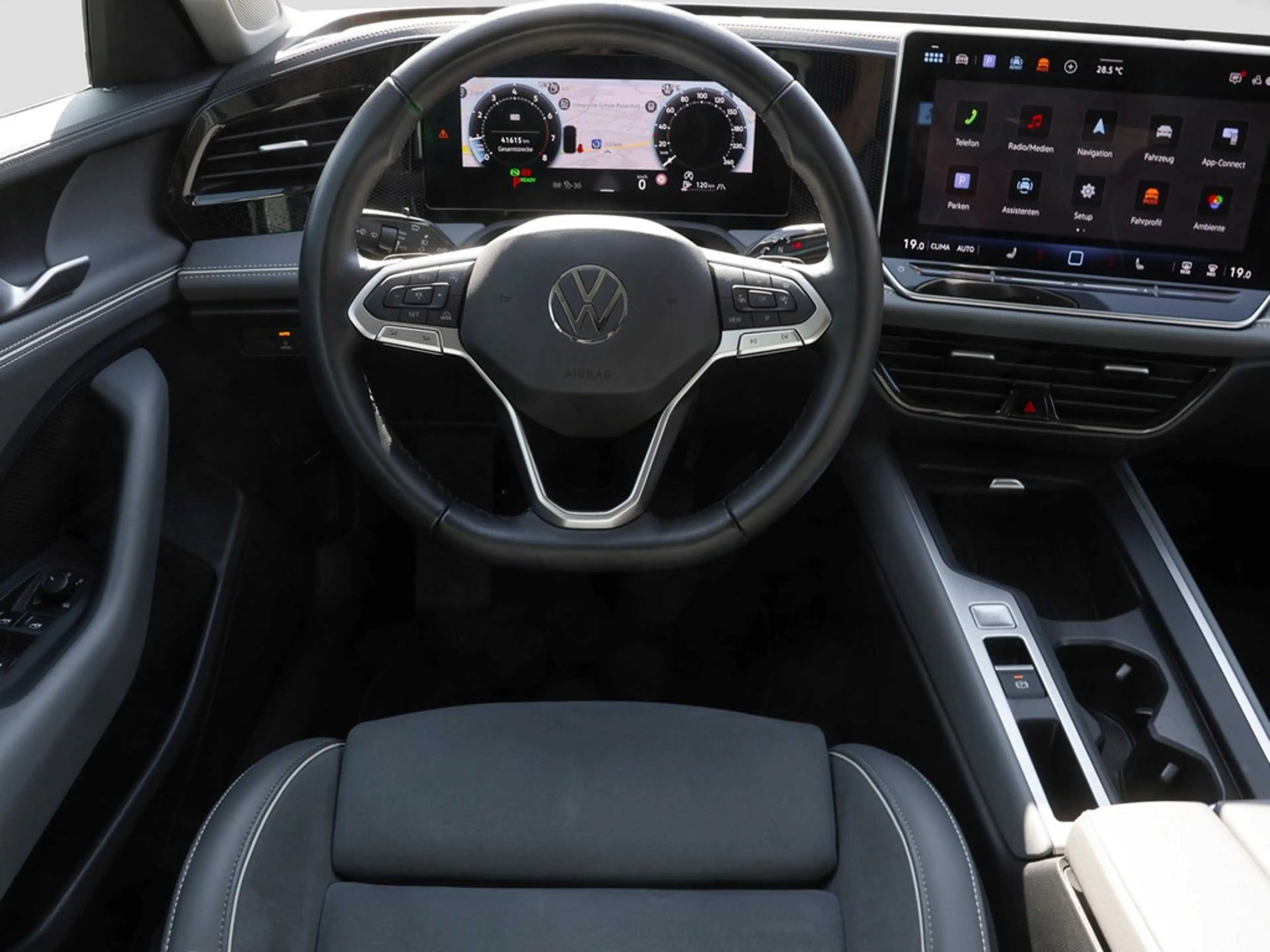 Volkswagen Passat Variant 1.5 eTSI DSG Business Navi/RFK — photo 15
