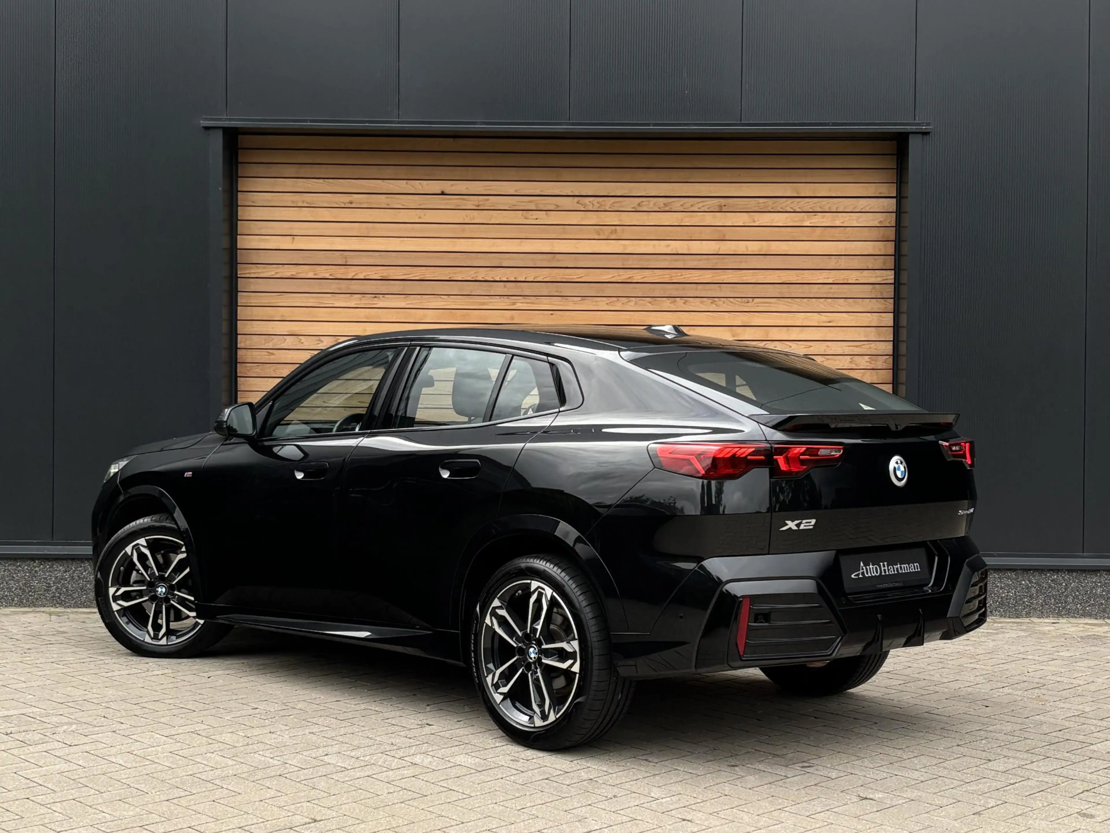 BMW X2 sDrive20i M-Sport Launch Edition ALCANTARA | CAMER — photo 3