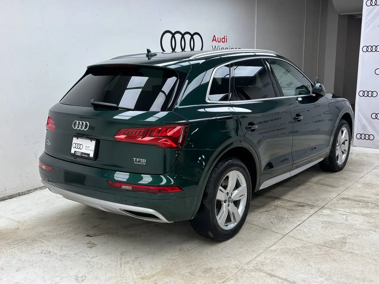 Audi Q5 снимка Audi Q5