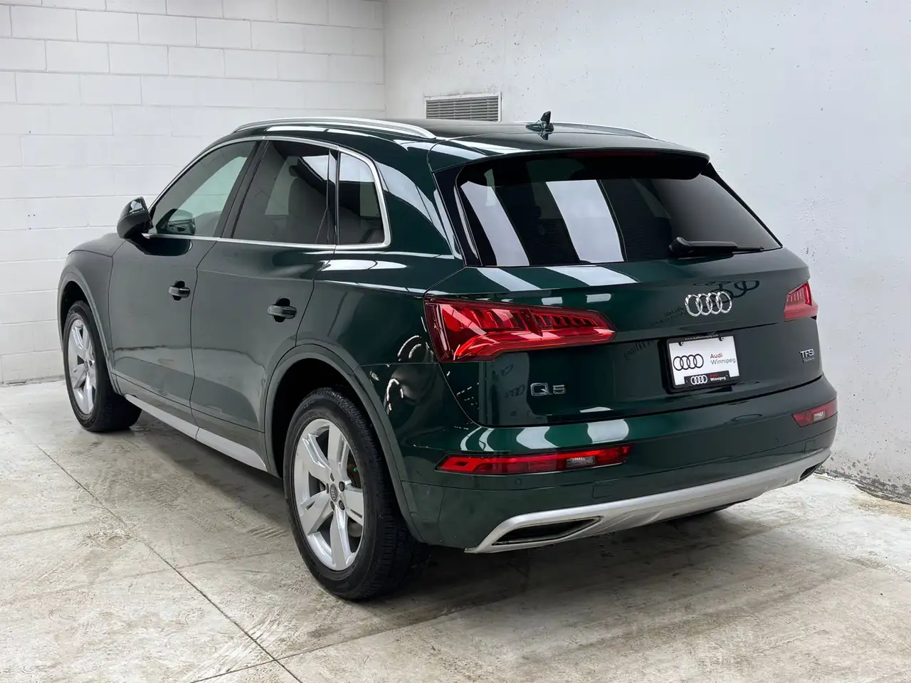 Audi Q5 снимка Audi Q5