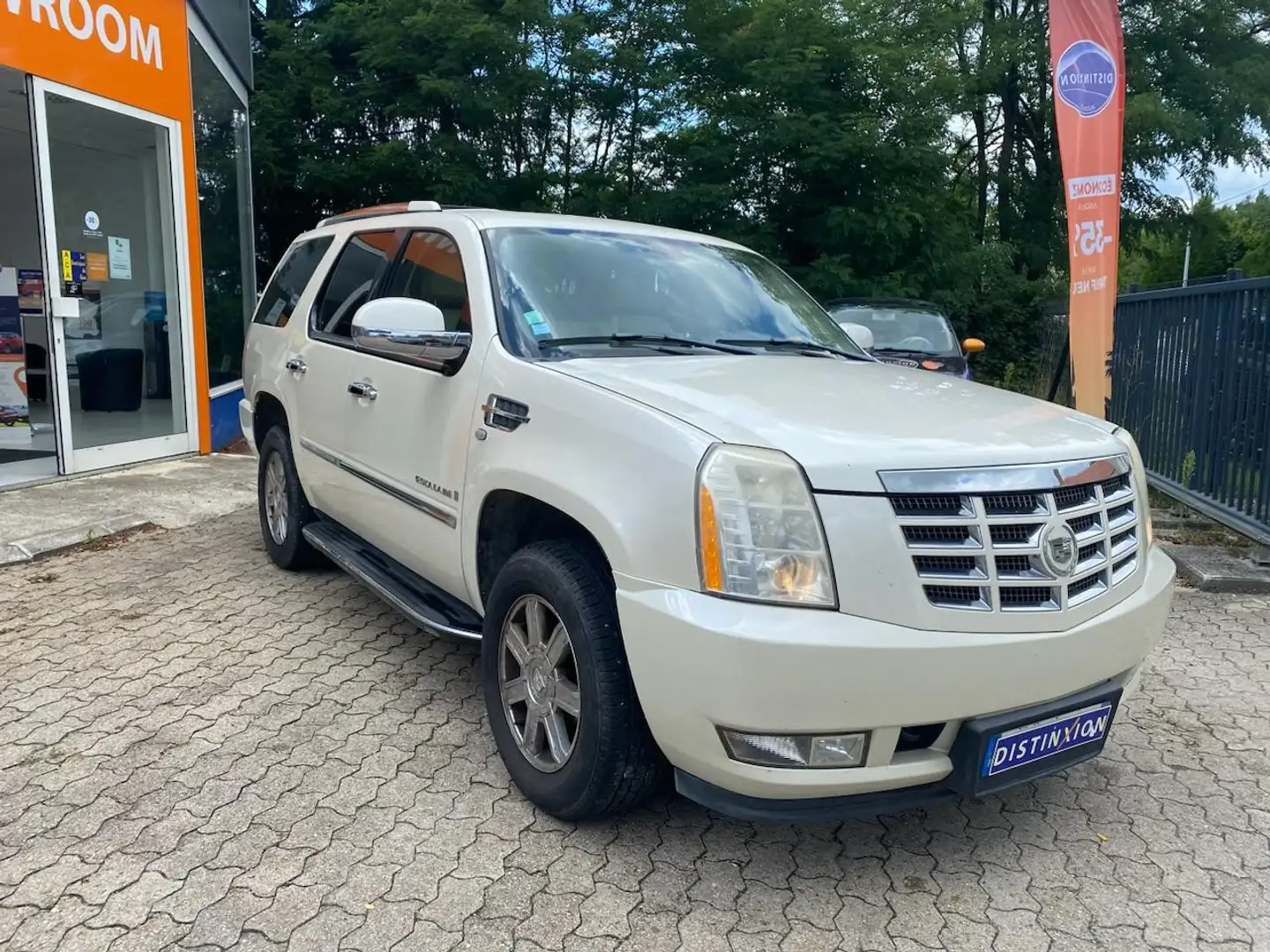 Cadillac Escalade 6.2i BVA PACK LUXE AVEC PROBLEME MOTEUR Blanc - 2
