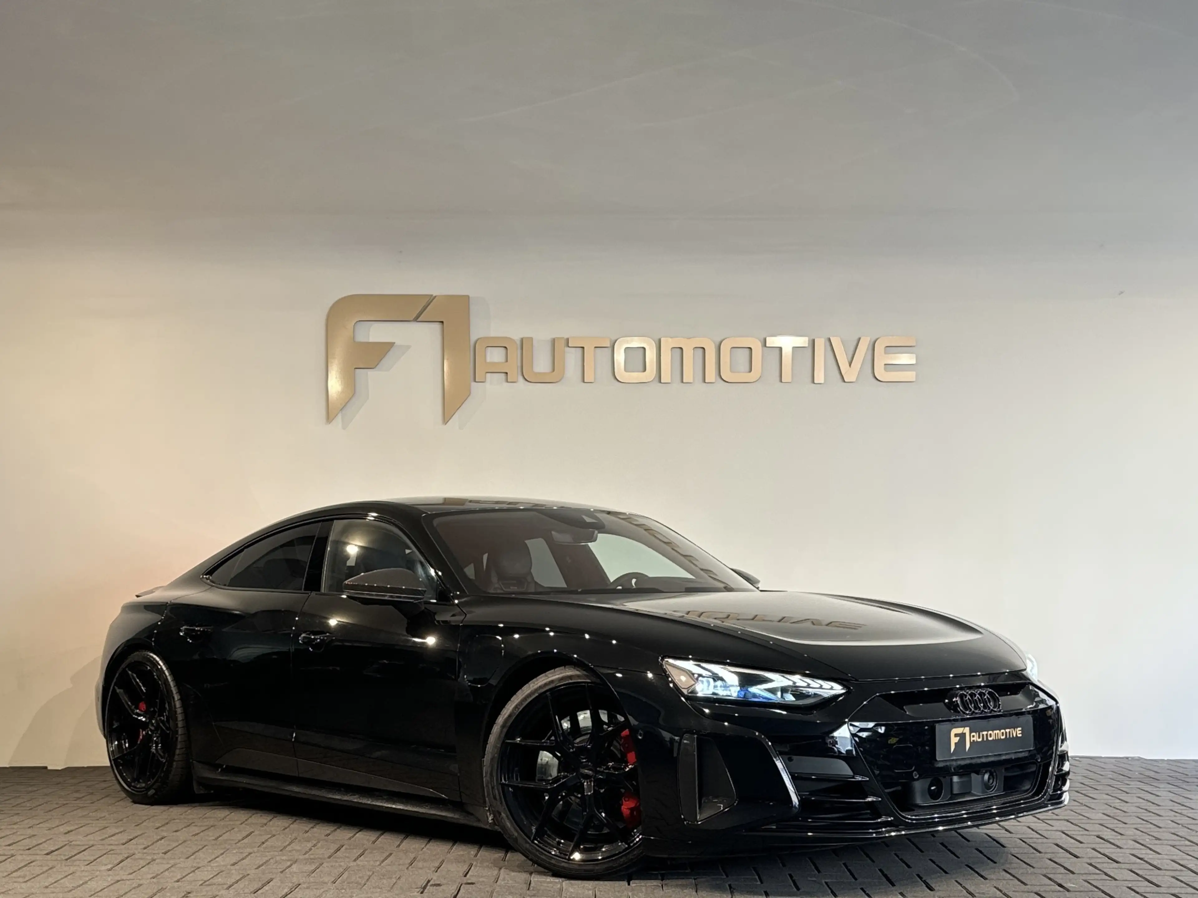 Audi RS e-tron GT 93 kWh Carbon|360|Massage|HuD|Nachtzicht — photo 3