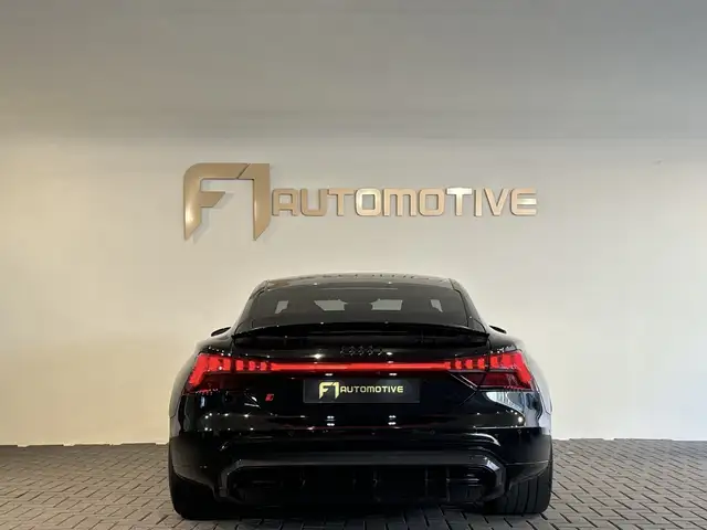 Audi E-Tron GT view 5