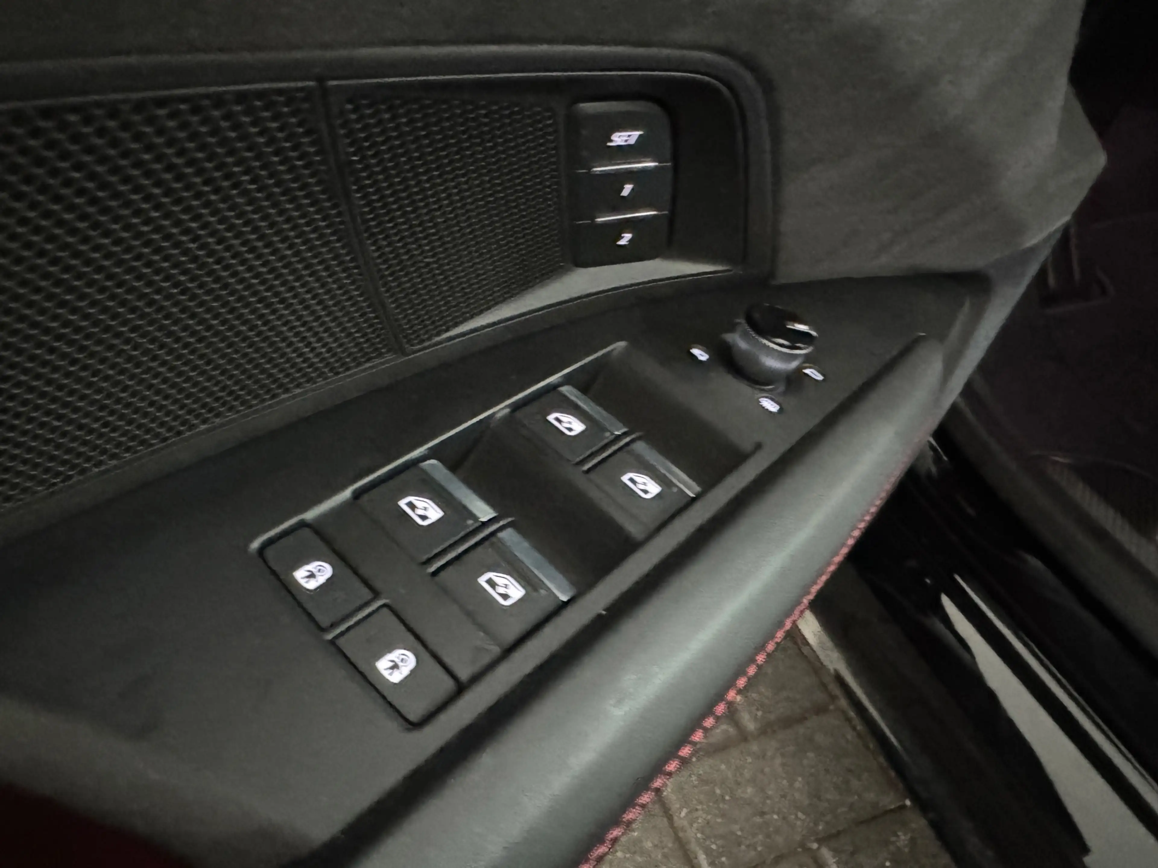 Audi RS e-tron GT 93 kWh Carbon|360|Massage|HuD|Nachtzicht — photo 16