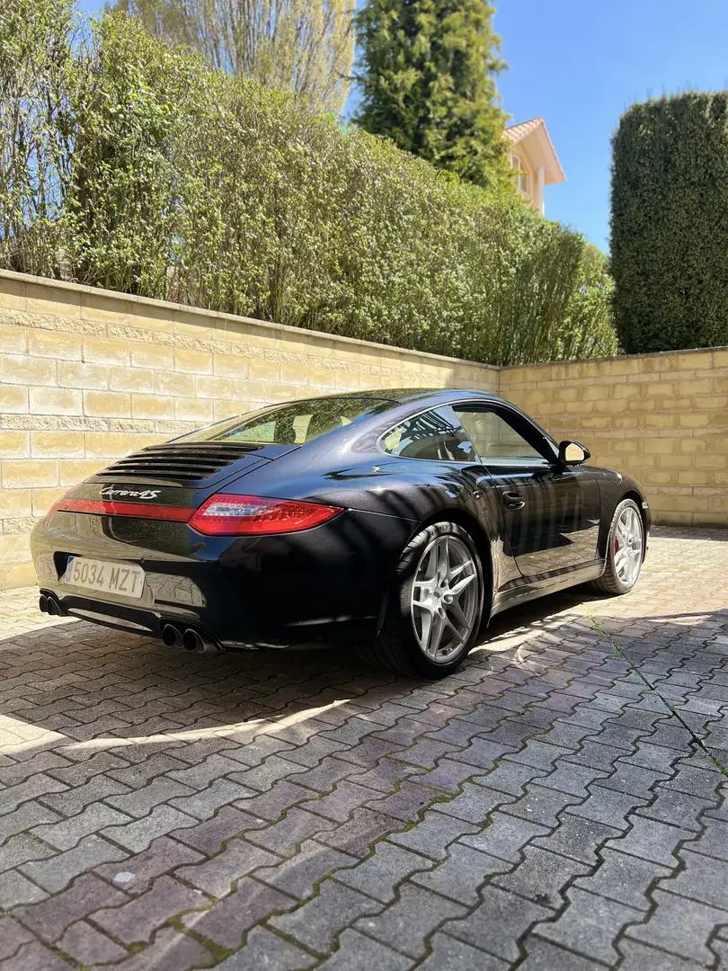 Porsche 911 Carrera 4S Coupé - 2