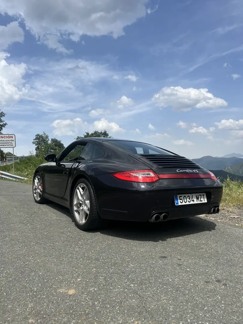 Porsche 911 Carrera 4S Coupé - 2