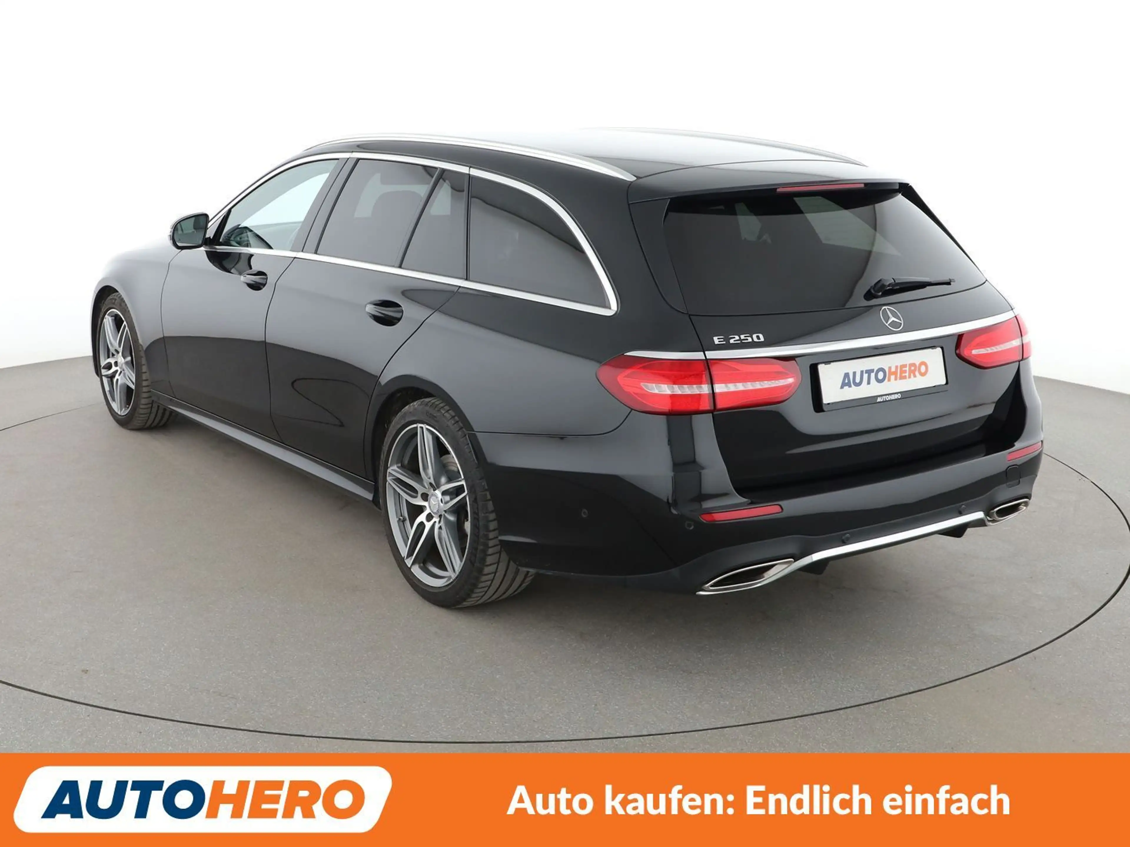 Mercedes-Benz E 250 E 250 T AMG Line Aut.*NAVI*LED*TEMPO*CAM*PDC*SHZ* — photo 4