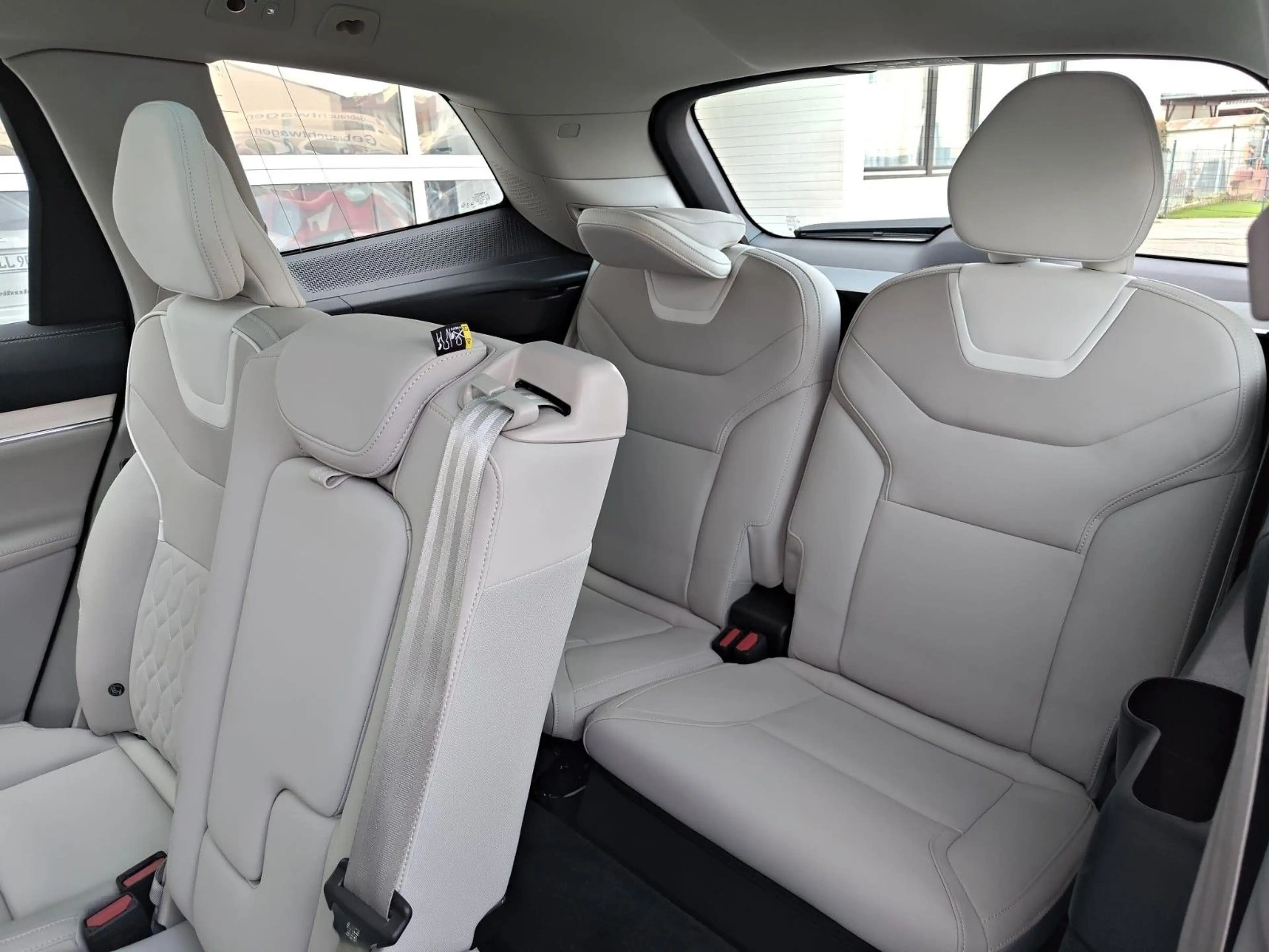 Volvo EX90 Ultra Twin Motor AWD — photo 13