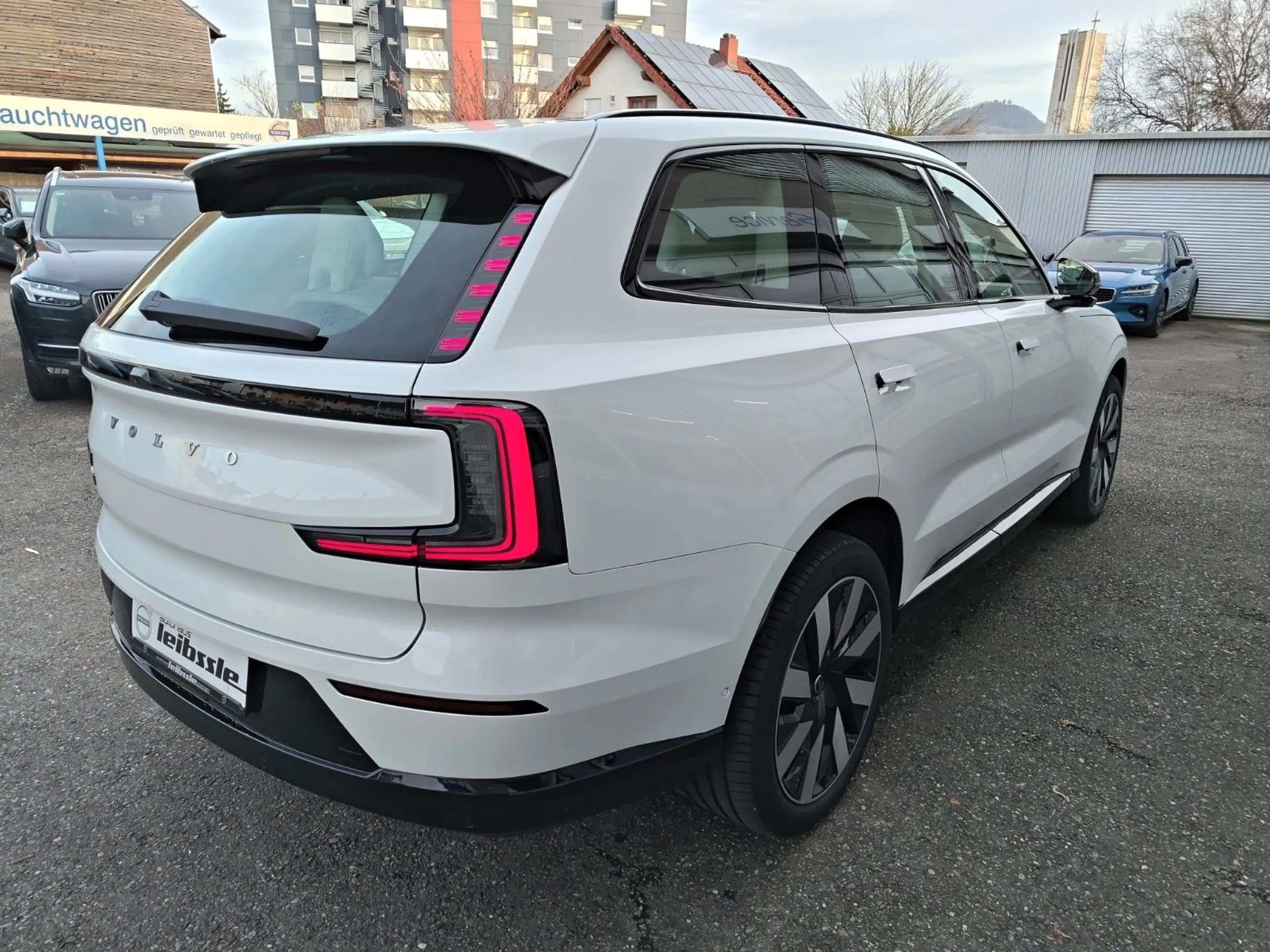 Volvo EX90 Ultra Twin Motor AWD — photo 6