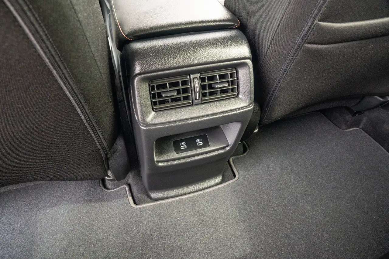 Honda CR-V photo Honda CR-V