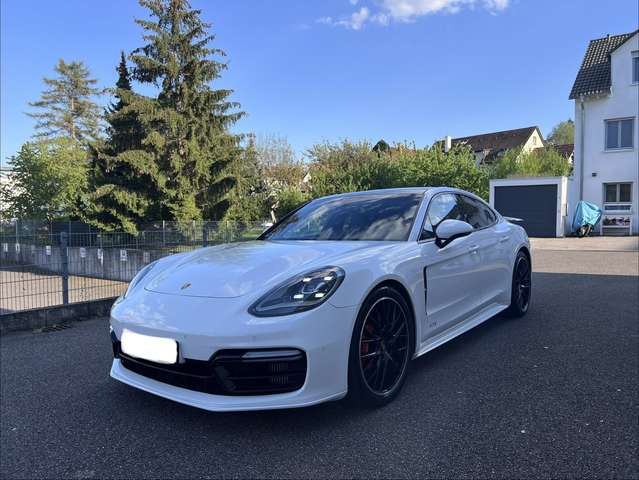 Imagine Porsche Panamera GTS APPROVED