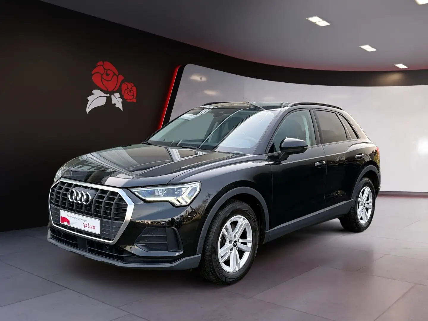 Audi Q3 2.0 TDI AHK RFK GRA Navi LED CarPlay AS Schwarz - 2