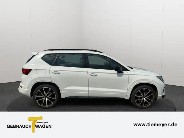 Cupra Ateca view 4