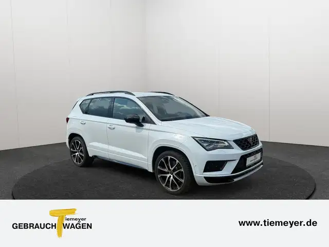 Cupra Ateca view 3