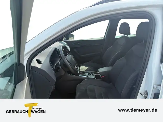 Cupra Ateca view 10