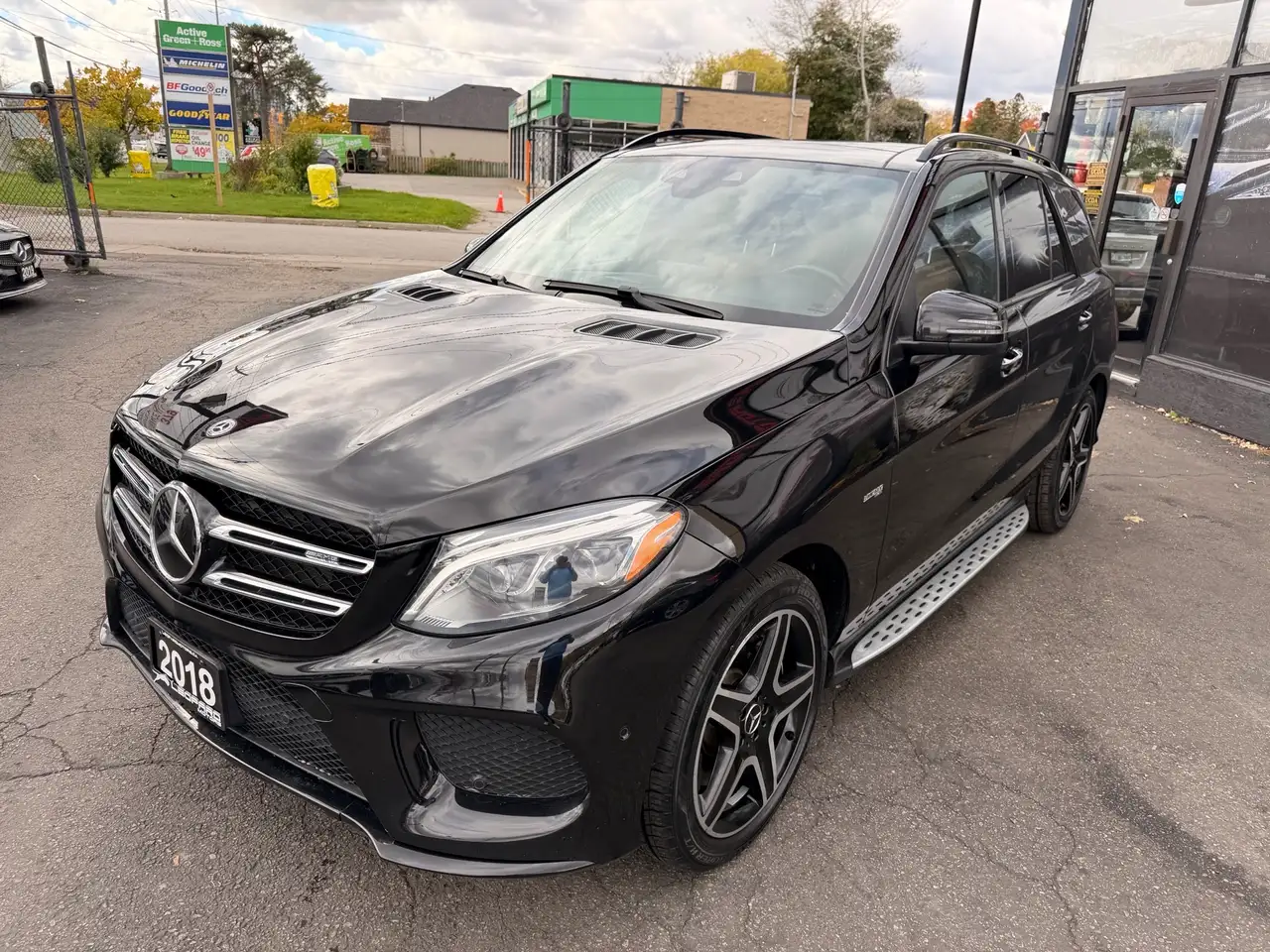 Mercedes-Benz GLE снимка Mercedes-Benz GLE