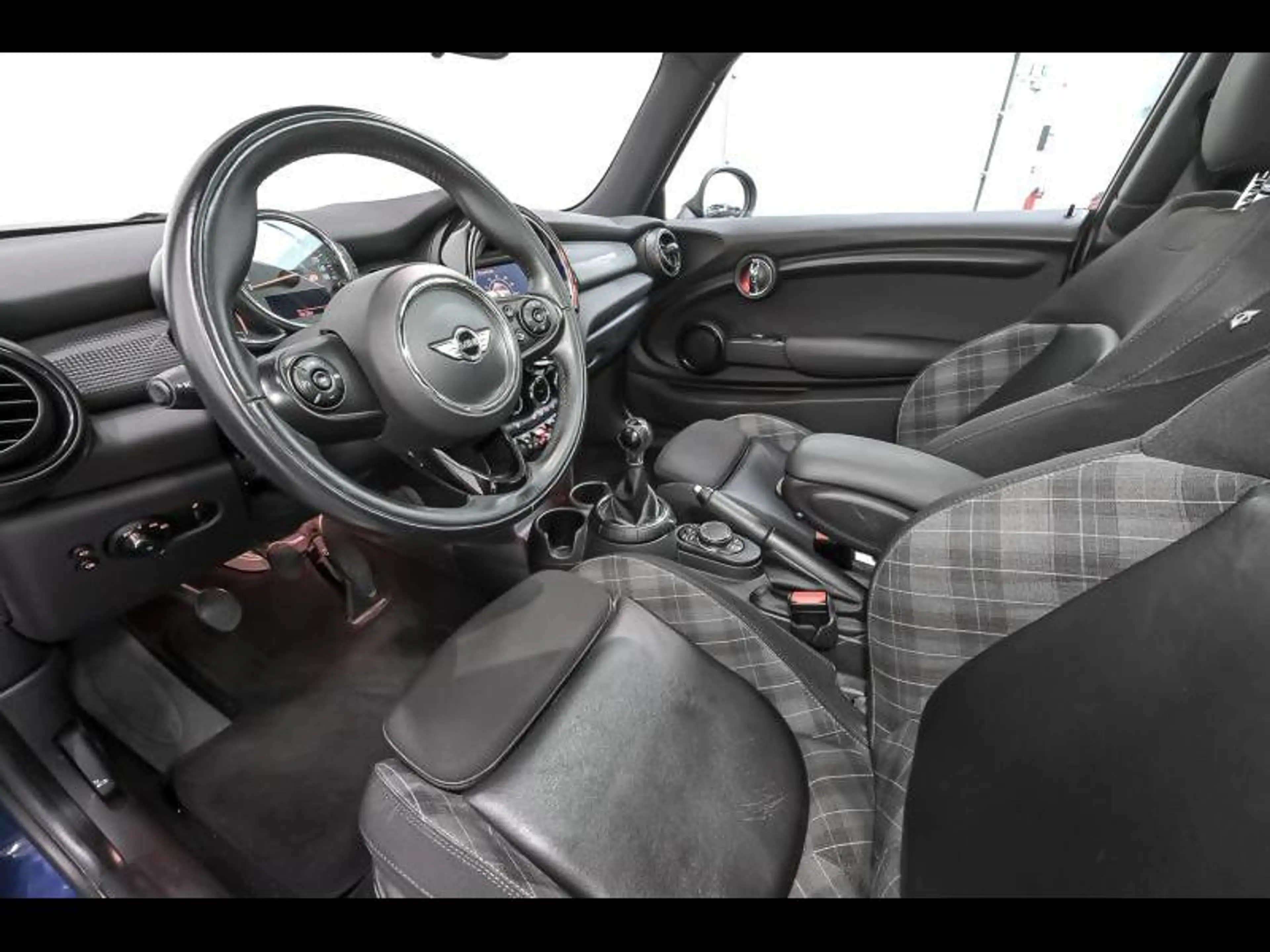 MINI Cooper D 3drs - NaviPro|Panodak|Airco|Pdc — photo 5