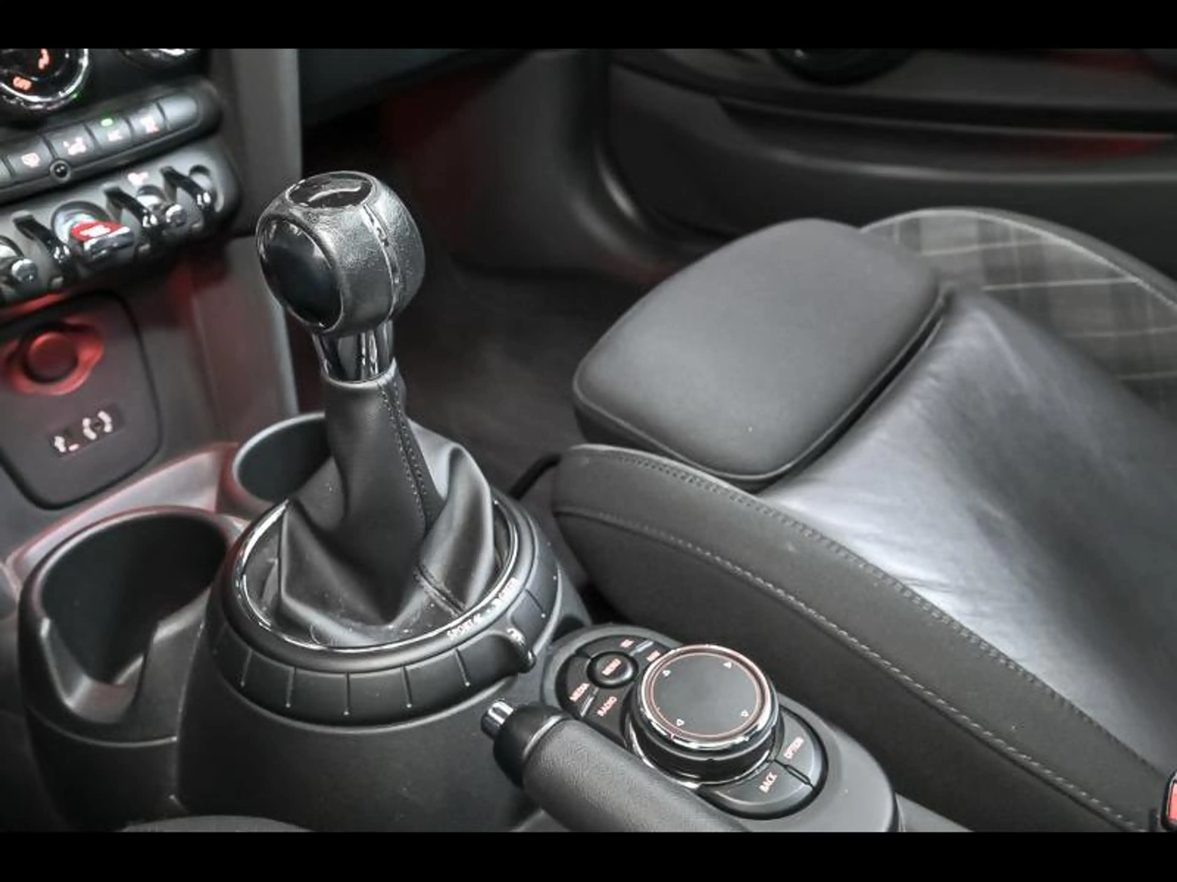 MINI Cooper D 3drs - NaviPro|Panodak|Airco|Pdc — photo 9