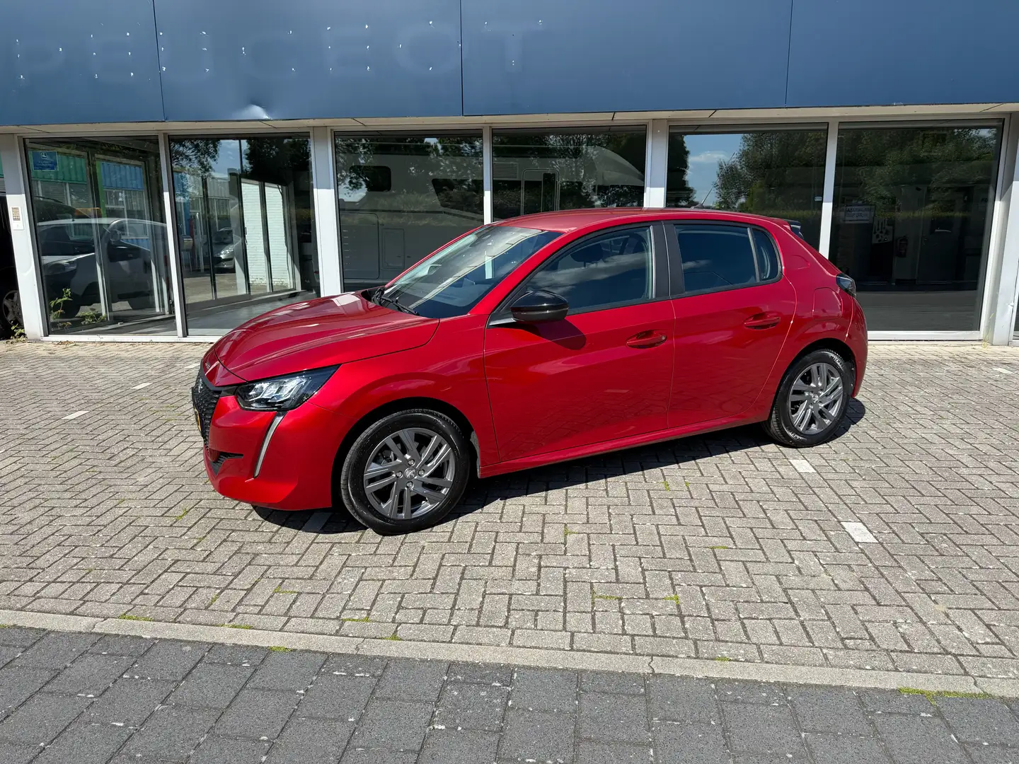 Peugeot 208 1.2 Automaat EAT8 - Allure Pack- i‑Cockpit & LED Rood - 1