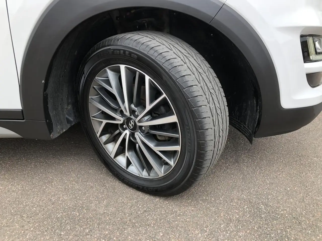 Hyundai TUCSON снимка Hyundai TUCSON