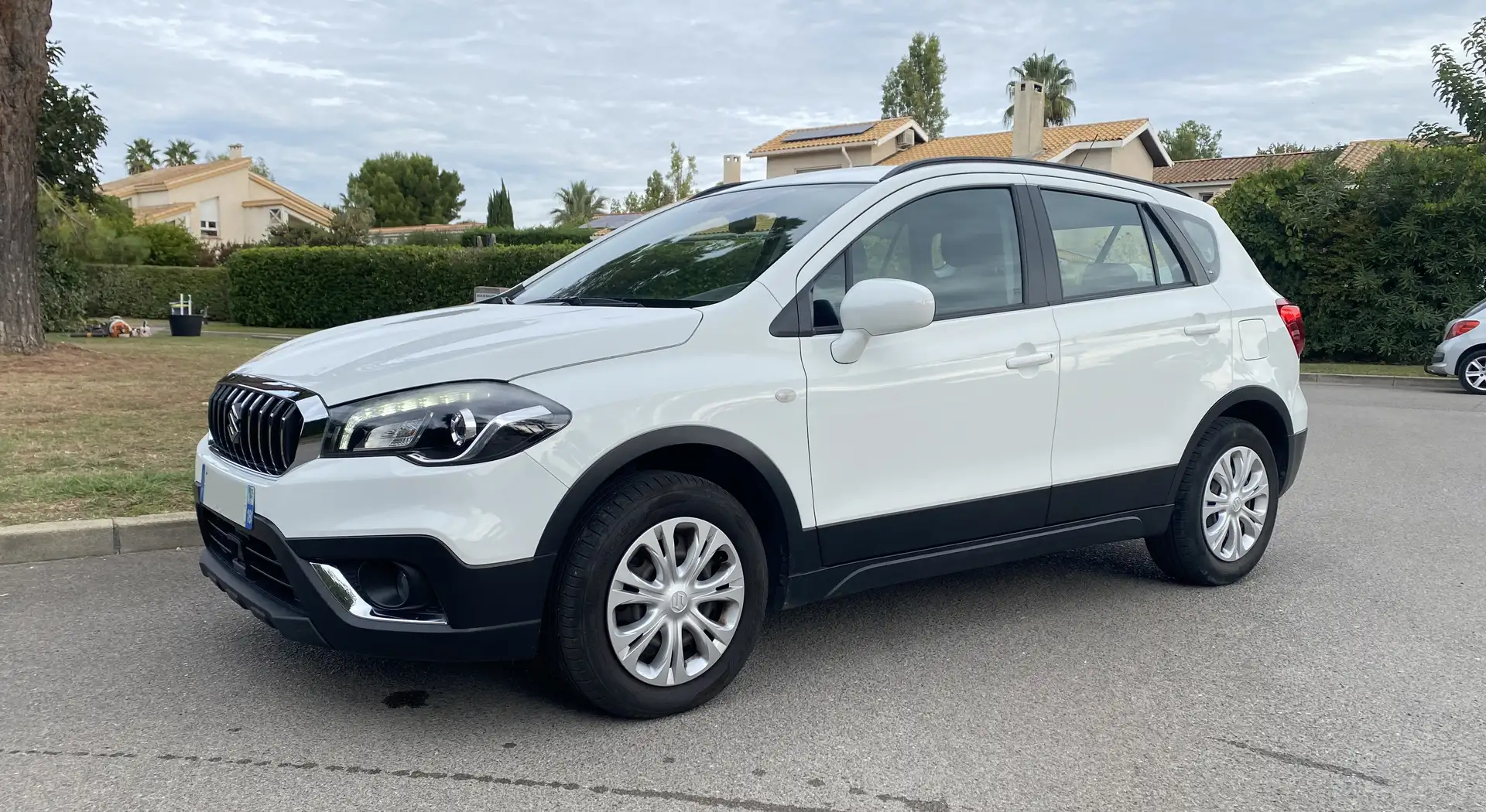 Suzuki S-Cross 1,4boosterjet hybrid avantage Blanc - 1