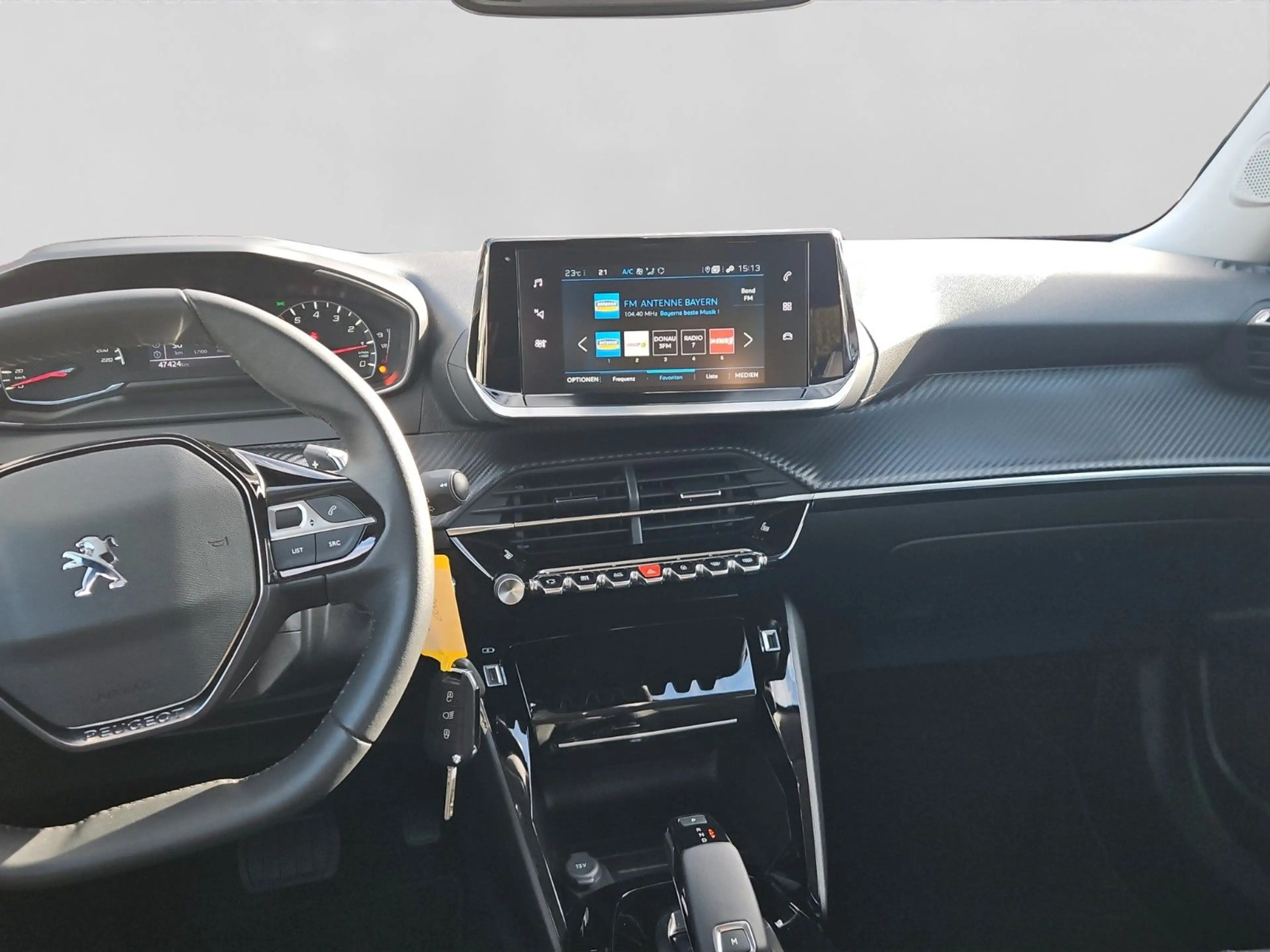 Peugeot 2008 Allure — photo 15