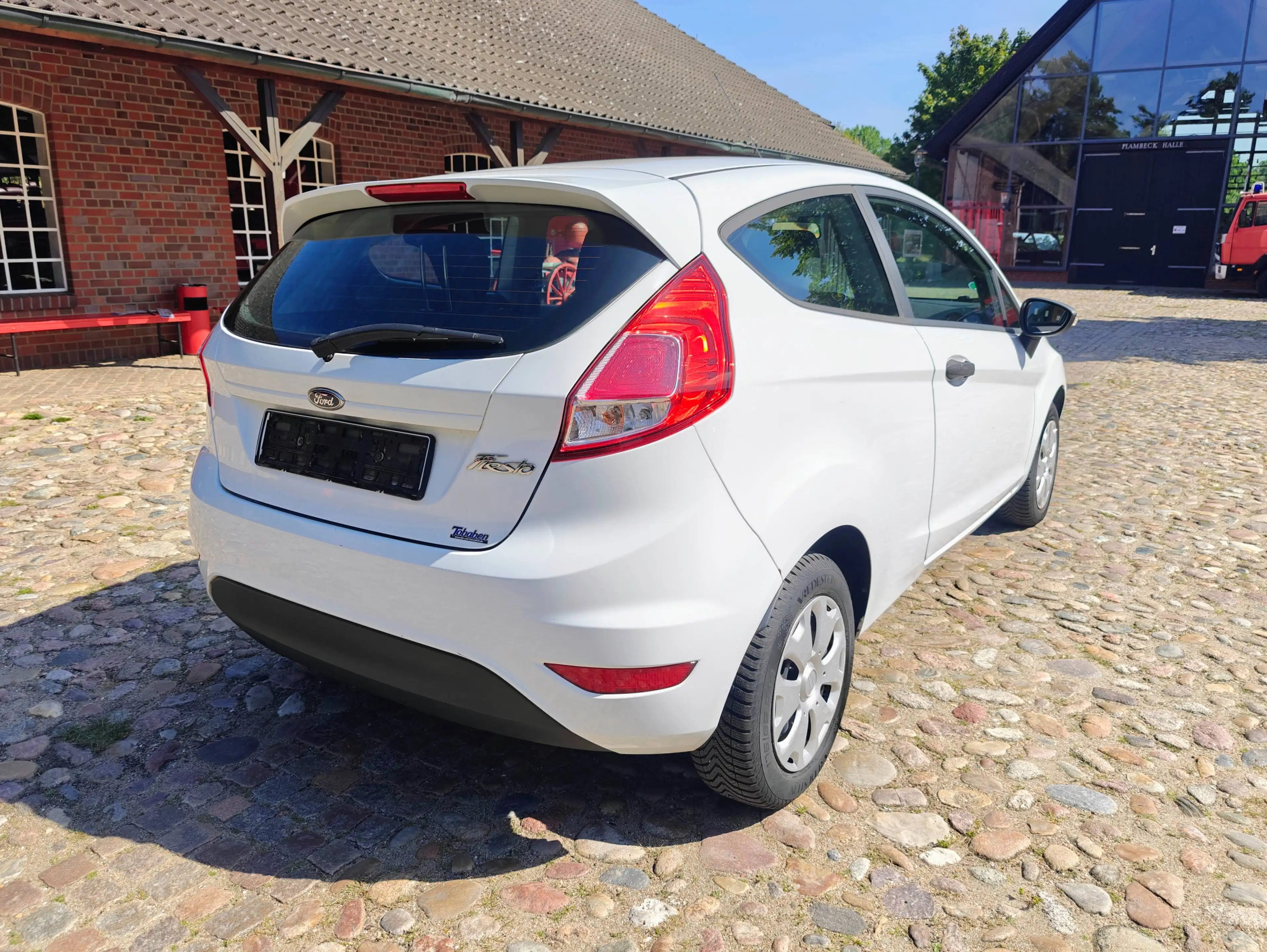 Ford Fiesta Ambiente 1,25 — photo 4