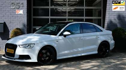Audi A3 Limousine 1.6 TDI Pro Line Plus | RS3 / S3 uitgevo