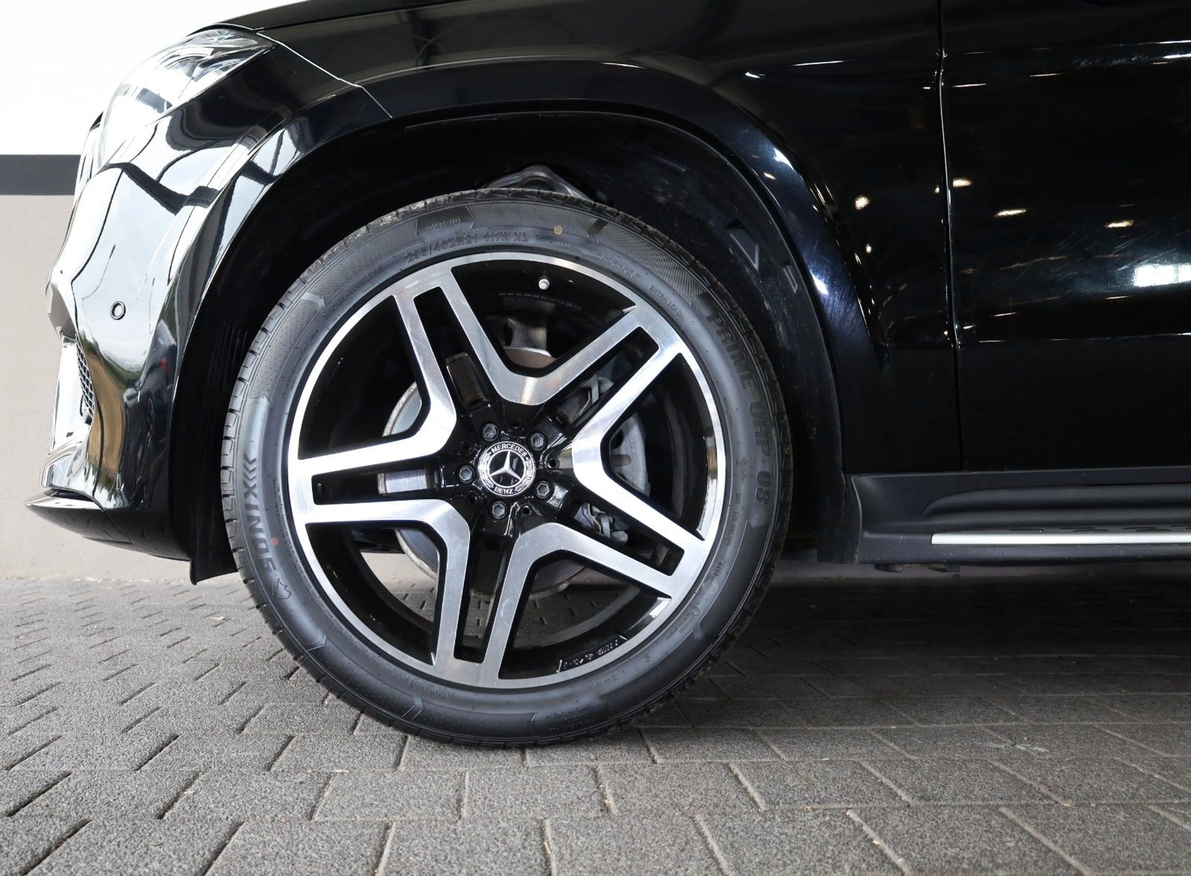Mercedes-Benz GLS 450 4Matic/360*/PANO/AIRMATIC/HK/TTW/AHK/R21 — photo 4