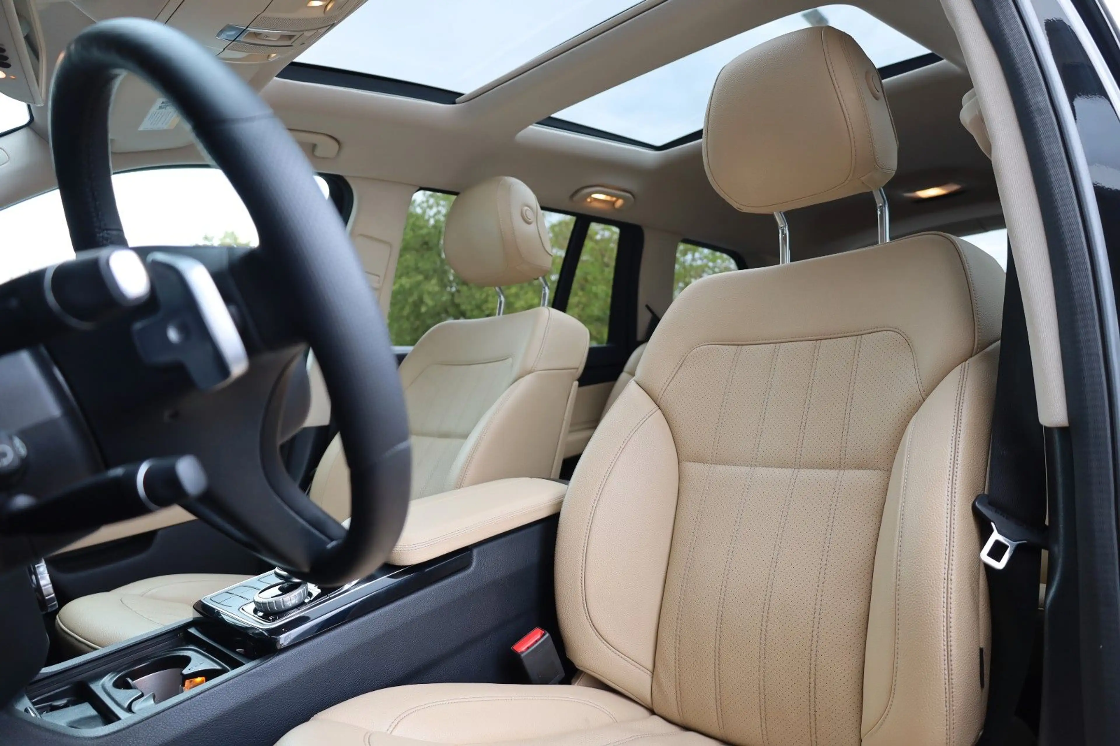 Mercedes-Benz GLS 450 4Matic/360*/PANO/AIRMATIC/HK/TTW/AHK/R21 — photo 10