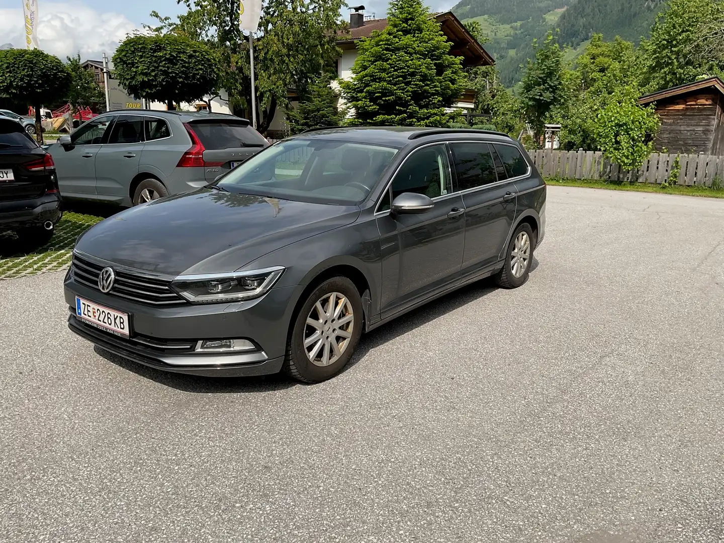 Volkswagen Passat Passat Comfortline 1,6 TDI Comfortline Grau - 1