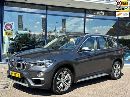 BMW X1 SDrive20i High Executive Aut. Head-Up Elek. Schuif
