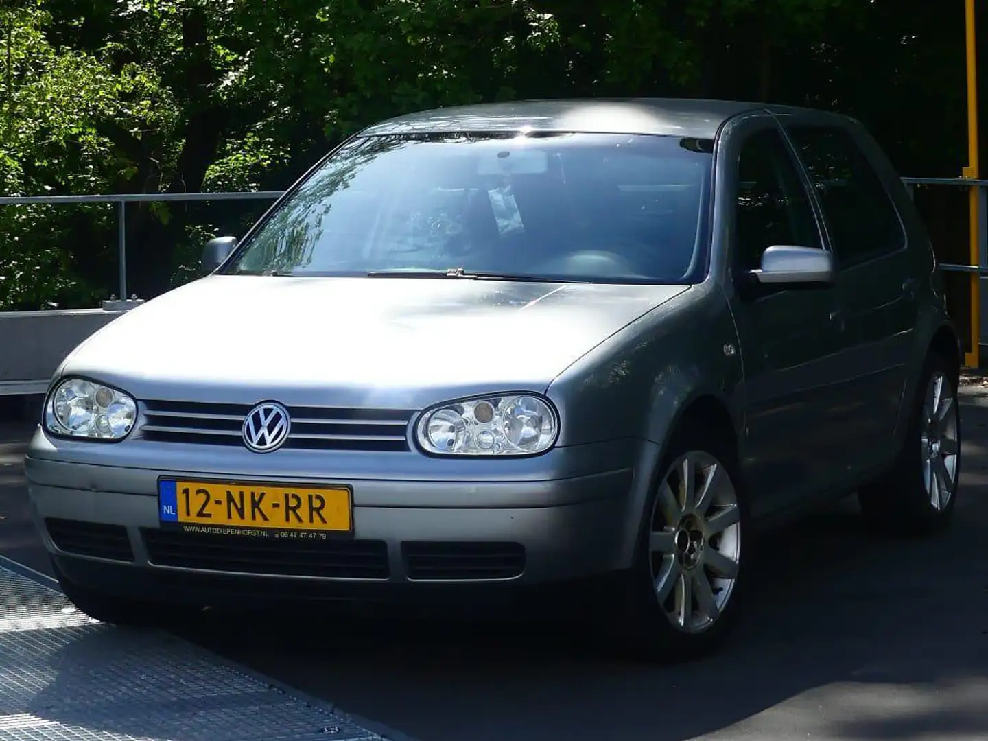 Volkswagen Golf 1.4-16V Ocean Grijs - 1