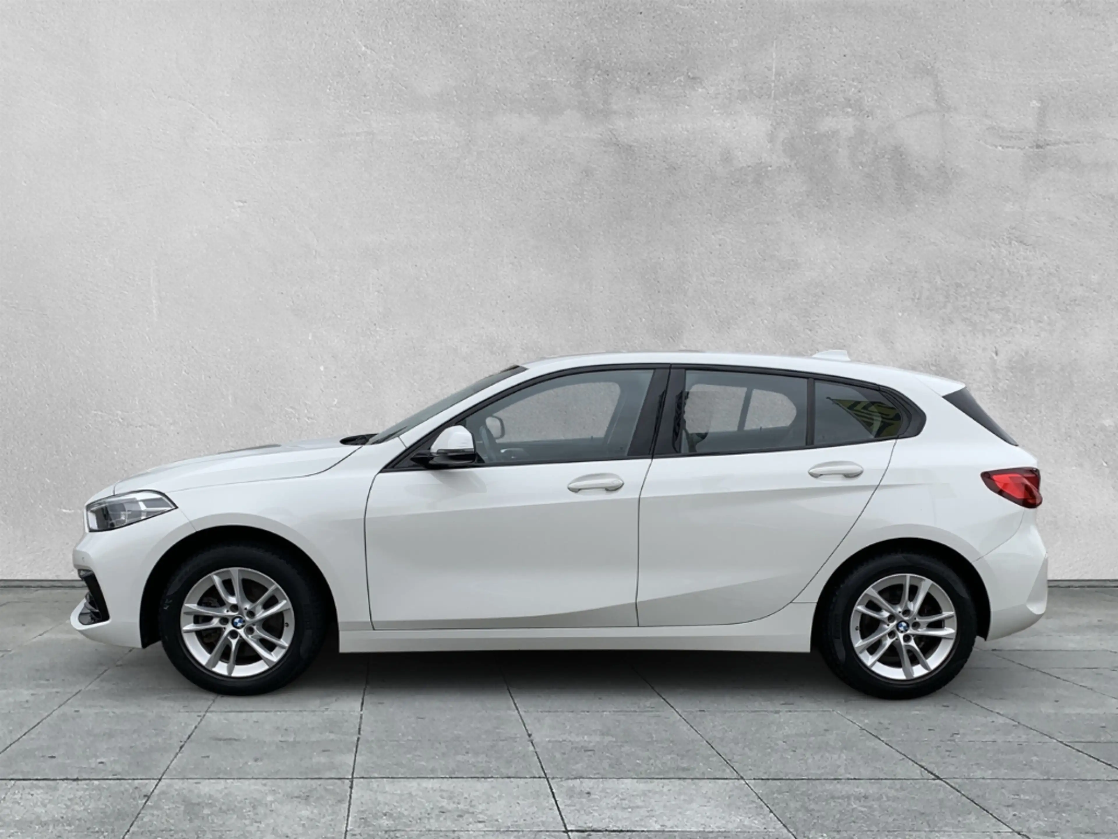 BMW 118 i SPORT LINE NAVIGATION+TEMPOMAT+LED+PDC+USB — photo 2