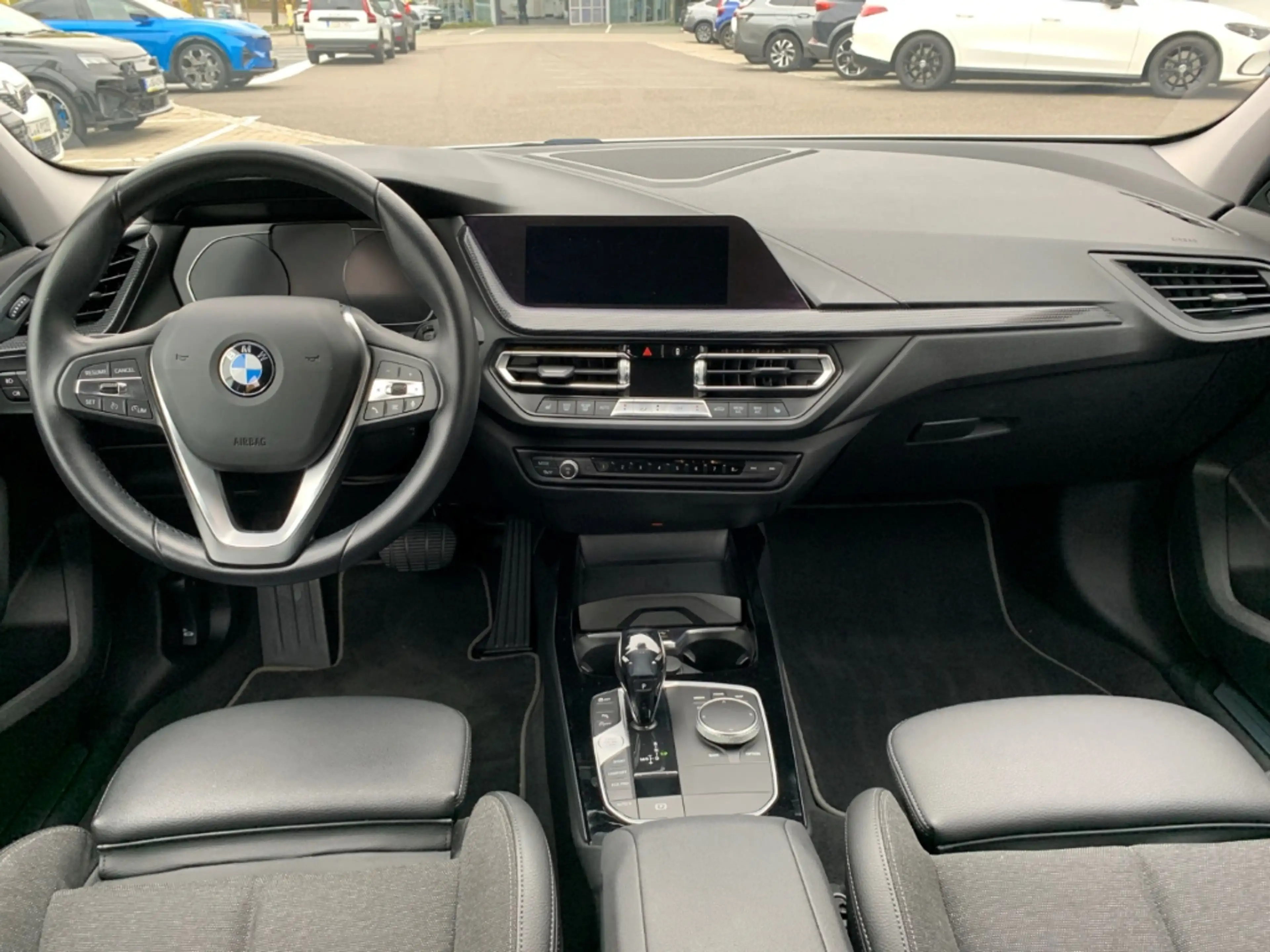 BMW 118 i SPORT LINE NAVIGATION+TEMPOMAT+LED+PDC+USB — photo 14