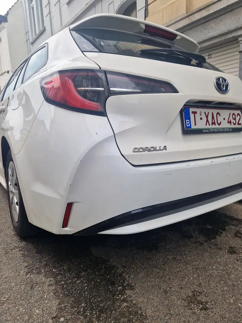 Toyota Corolla Corolla 1.8 Hybrid Touring Sports Club Wit - 2