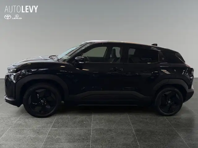 Toyota Urban Cruiser view 3