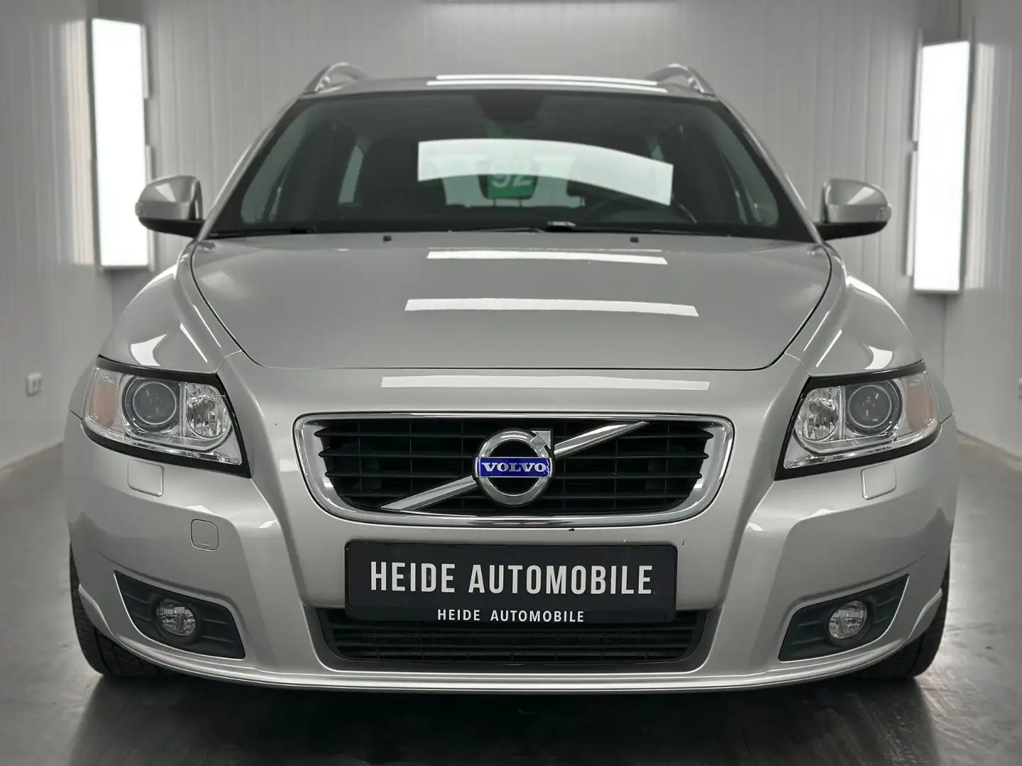 Volvo V50 Kombi Business 5 Zylinder Silber - 2