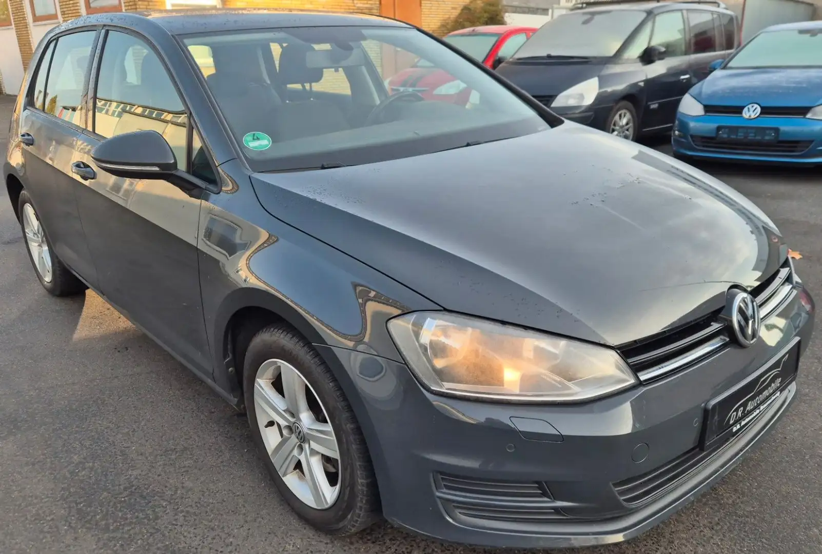 Volkswagen Golf VII Lim. BMT Klima Navi PDC SHZ Gris - 2