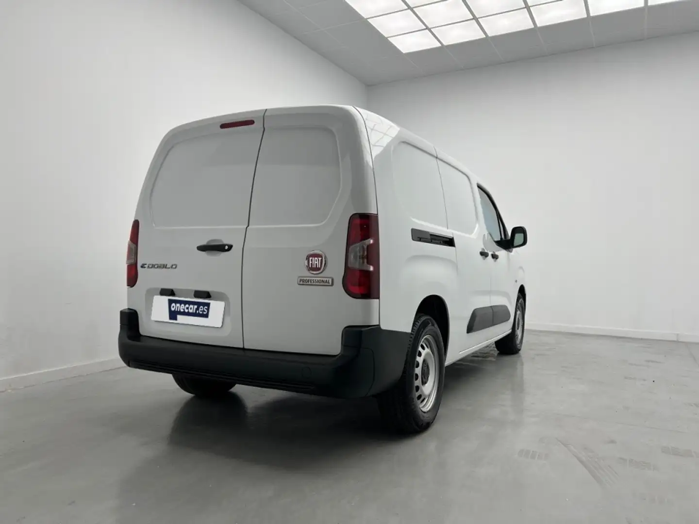 Fiat Dobló BEV 50KWH L2 136CV 4P Blanco - 2