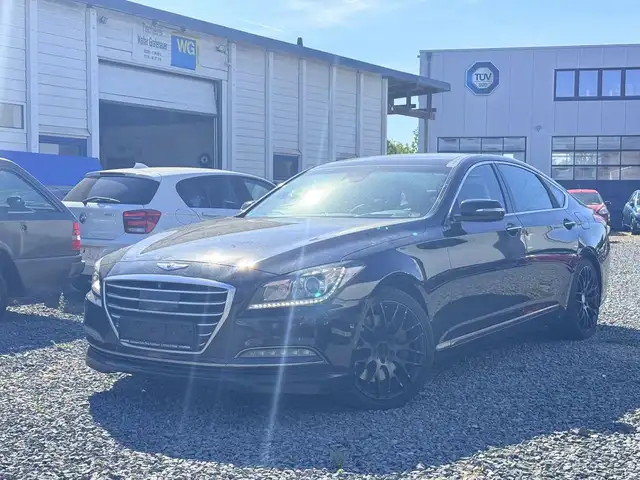 Hyundai Genesis