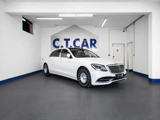 Maybach S560 Limousine 4Matic-PANO/BURMESTER/MASSAGE/DVD/V