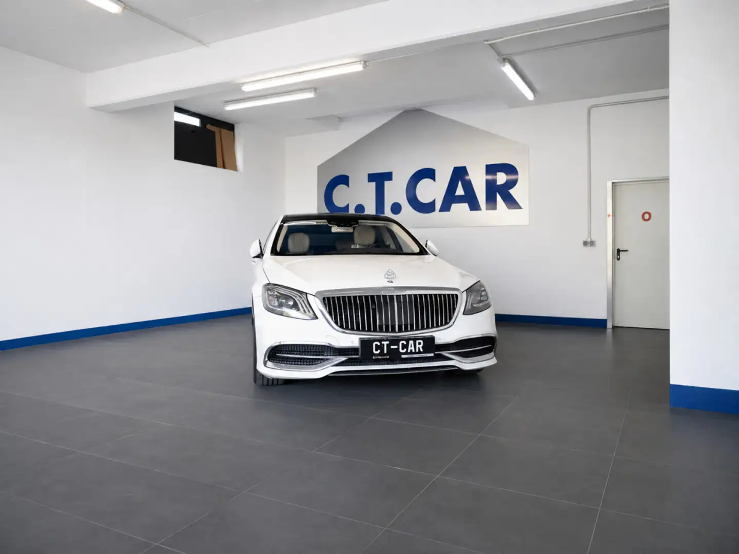 Maybach Sonstige S560 Limousine 4Matic-PANO/BURMESTER/MASSAGE/DVD/V Weiß - 2